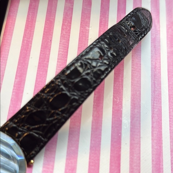 Black and Gold Wristwatch main image 5